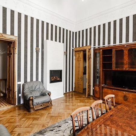 Katerynynska Street 3-Bedrooms Apartment Одесса Экстерьер фото