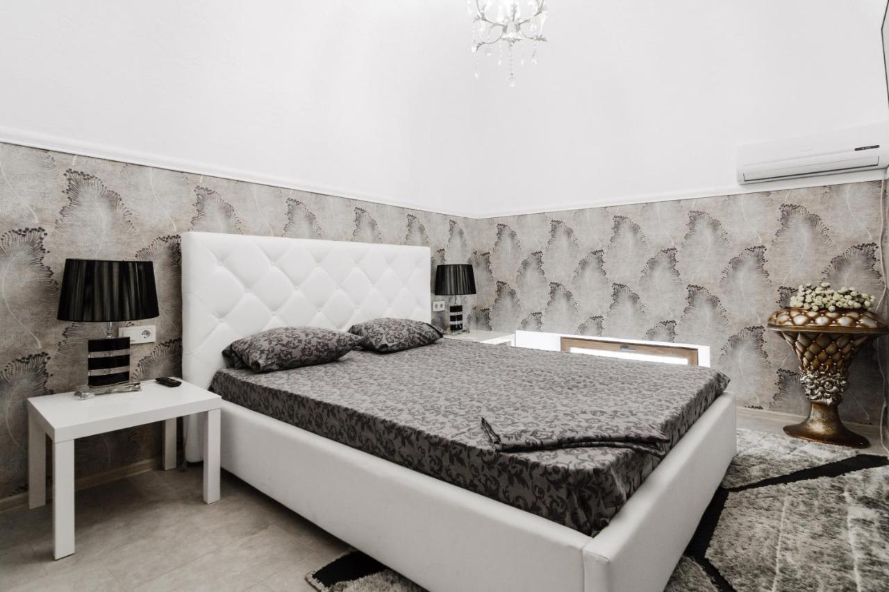 Katerynynska Street 3-Bedrooms Apartment Одесса Экстерьер фото